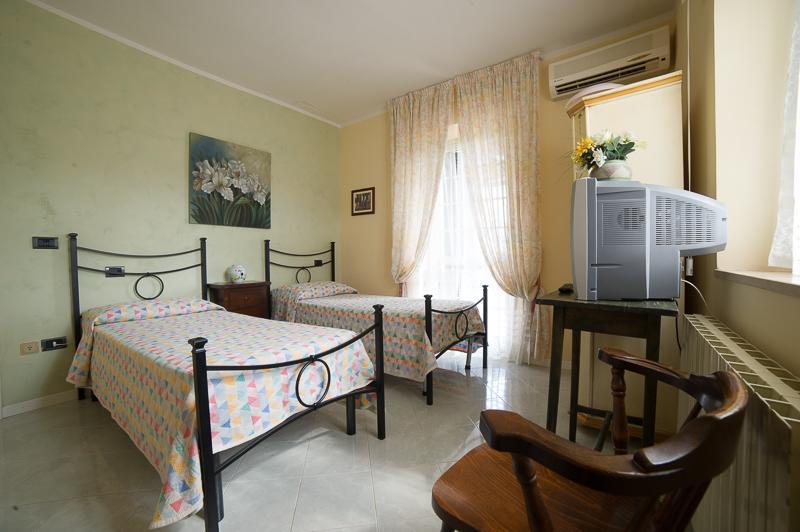 Agriturismo Consalvi Valentina มาร์สชาโน ภายนอก รูปภาพ